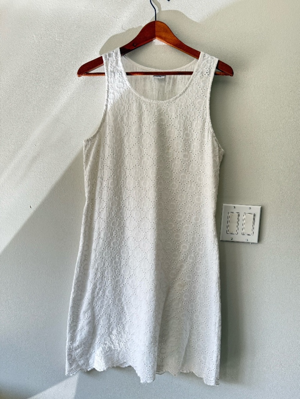 Vintage White Cotton Eyelet Dress | Size Large